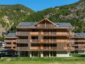 Apartment with garden - Image 2