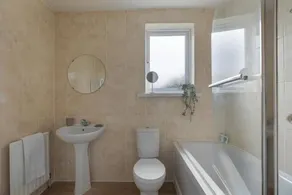 Maison avec internet haut débit et jardin - Image 4