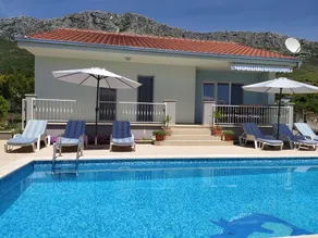 Casa con terraza, piscina privada y jardín | Vistas a la naturaleza - Image 5