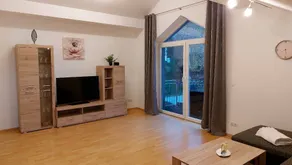 Holiday apartment with terrace - Image 4