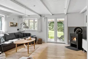 Beautiful holiday home with terrace, barbeque & sauna - Image 4