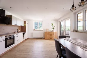 Apartment 'Talblick' with Private Terrace and Wi-Fi - Image 4