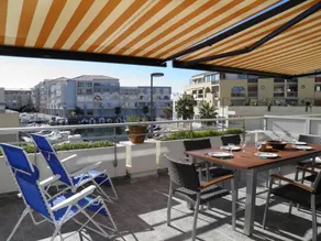 Modern apartment, 2-room cabin, terrace and veranda, near beach, private parking - Image 2