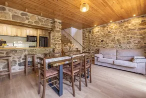 Holiday apartment with terrace - Image 2