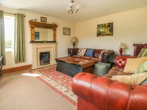 Family-friendly cottage with garden & jacuzzi - Image 5