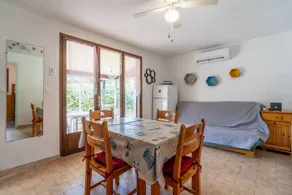 House for 6 people, ground floor, beach, pool - Image 4