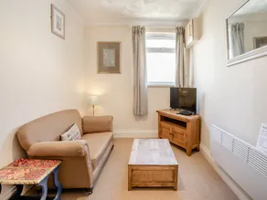 Child-friendly nice cottage with garden | Pets allowed - Image 2
