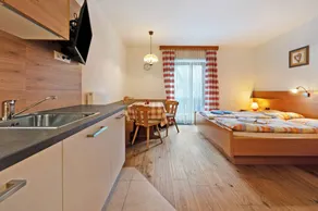 Studio adatto alle famiglie con terrazza, giardino e griglia | Vista sulla montagna | Ammette cani - Image 5