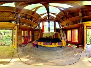 Rustic Tree House Rental for a Remote Holiday near Ussel, France - Image 4