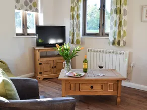 Family-oriented lovely cottage with barbeque, garden & terrace | Pets are welcome - Image 2