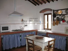 Apartment 'Casa Di Mezzo' with Mountain View, Shared Pool and Wi-Fi - Image 2