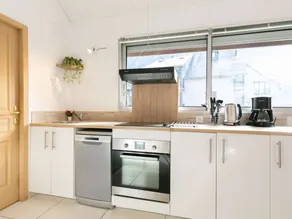 Renovated studio in Bourisp for 4 with parking and ski locker - Image 3