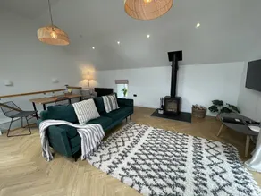 Child-friendly cottage with jacuzzi & garden | Pet-friendly - Image 2