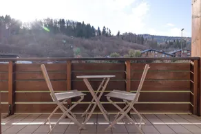 Fully equipped holiday apartment with terrace | Mountain view - Image 2