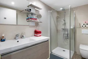 Guest Room “La Chambre Iris” with Shared Pool, Garden, and Wi-Fi - Image 4