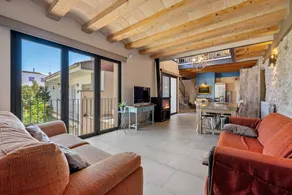 Ferienhaus mit beheiztem Pool, Grill und Terrasse - Image 4