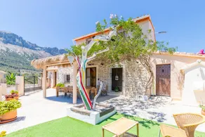 Ferienhaus 'Casa La Lloma' mit Bergblick, privatem Pool und WLAN - Image 2