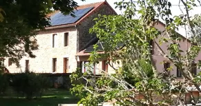 Ferienunterkunft mit Garten, Grill und Terrasse - Image 2