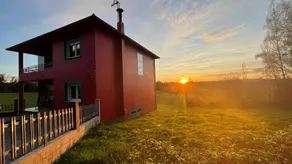 Agréable maison de vacances adaptée aux familles avec jardin, terrasse et barbecue | Vue jardin | Adaptée au travail à distance | Avec animaux bienvenus - Image 3