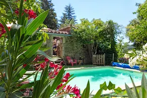 Holiday apartment with terrace, pool & garden | Mountain view - Image 3