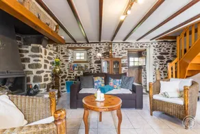 Gite with barbeque, terrace & garden - Image 2