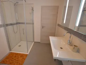 Apartment with 2 Bedrooms, Sleeps up to 4 Guests - Image 5