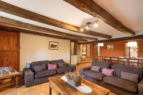 Family-friendly beautiful holiday home with barbeque, private pool & jacuzzi | Mountain view | Pets are welcome - Image 5
