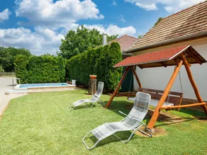 Children-friendly ample holiday home with garden, private pool & terrace - Image 3