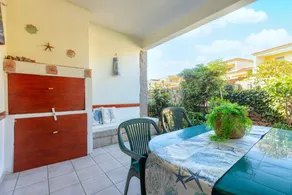 Appartement de vacances avec barbecue, jardin et terrasse | Vue jardin - Image 2