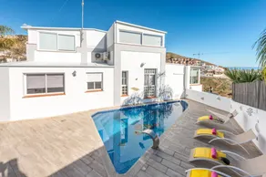 Voll ausgestattete tolle Villa mit Garten, Grill und Terrasse | Neben dem Strand | Haustiere sind willkommen - Image 2