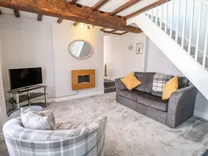 Cottage with garden - Image 3