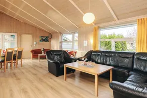 Geräumiges Ferienhaus mit Sauna und Pool | Haustiere sind willkommen - Image 3