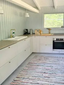 Holiday home with garden, barbeque & terrace - Image 3