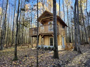 Unique Tree House Perfect for Families with BBQ in Callander, Ontario - Image 2
