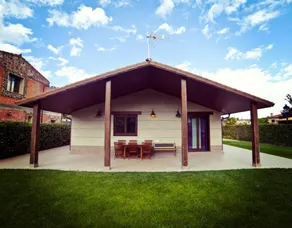 House with terrace, garden & barbecue | Mountain view - Image 4