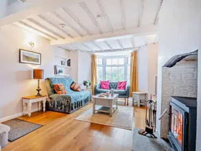 Fully equipped cottage with garden | Pets allowed - Image 3