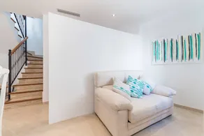 Children-friendly charming villa with terrace, barbecue & private pool - Image 5
