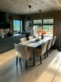 Family-oriented beautiful holiday apartment with terrace | Ski nearby - Image 2