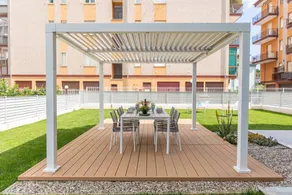 Wohnung mit Garten und Pool - Image 4