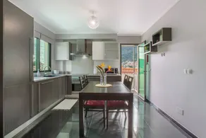 Fully equipped beautiful holiday apartment with fast internet | City view - Image 2