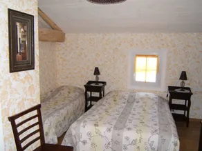 Private room with garden, pool & terrace - Image 3