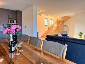 Fully equipped charming villa with terrace, hot tub & private pool - Image 5