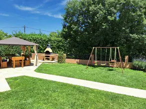 Family-friendly spacious villa with garden, BBQ & private pool | Mountain view | Pets are welcome - Image 2
