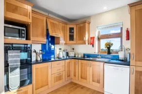 Apartment with garden | Garden view - Image 5