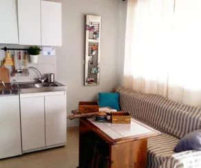 Flat with terrace - Image 3