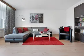 Holiday apartment with garden & BBQ | Garden view - Image 3