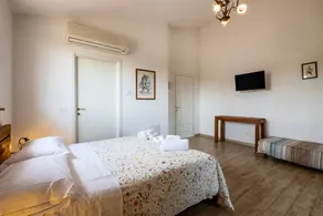 Apartment 'Erica' with Shared Pool, Wi-Fi and Air Conditioning - Image 4