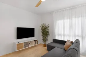 Holiday apartment | City view - Image 2