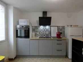Fully equipped pleasant cottage with garden - Image 2
