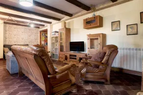 Country House 'Arroyo Del Valle' with Terrace and Private Garden - Image 4